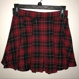 red plaid pleated skirt from H&M